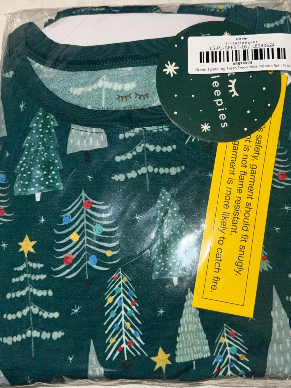 Little sleepies green twinkling Trees 2 piece long sleeve pj set 9/10